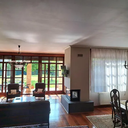 Casa Chalet, Elisa Holiday home *