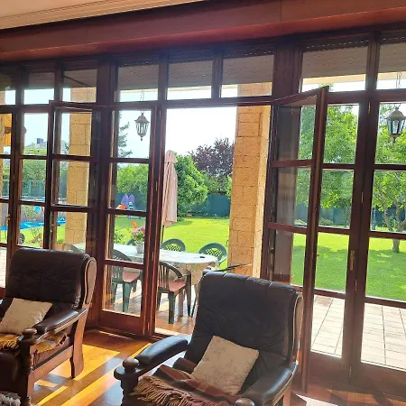 بيت للعطل Casa Chalet, Elisa *