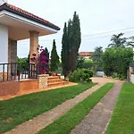 Holiday home Casa Chalet, Elisa