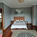 Casa Chalet, Elisa Gijon